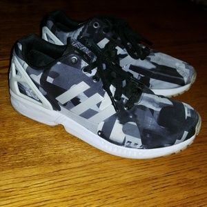 Adidas ZX Flux black granite